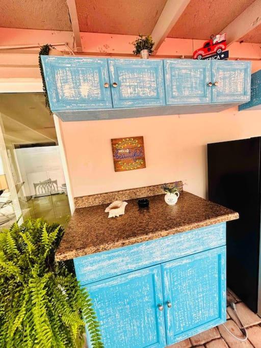 Vintage Family Scape + Heated Pool&Discount Villa Tampa Buitenkant foto