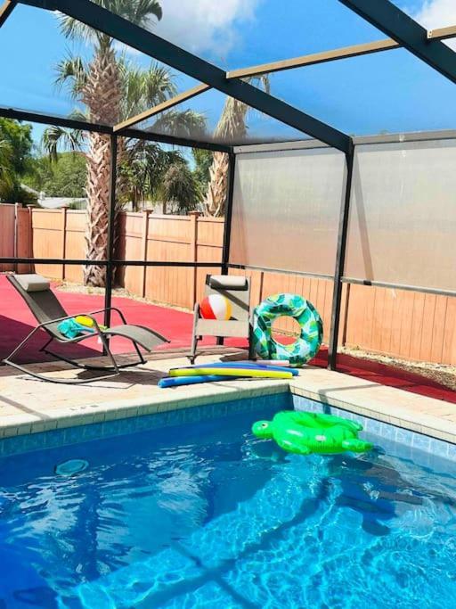Vintage Family Scape + Heated Pool&Discount Villa Tampa Buitenkant foto