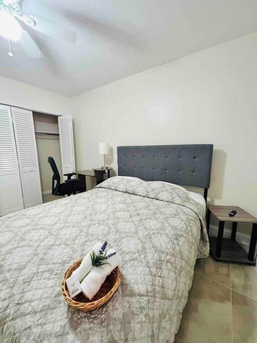 Vintage Family Scape + Heated Pool&Discount Villa Tampa Buitenkant foto