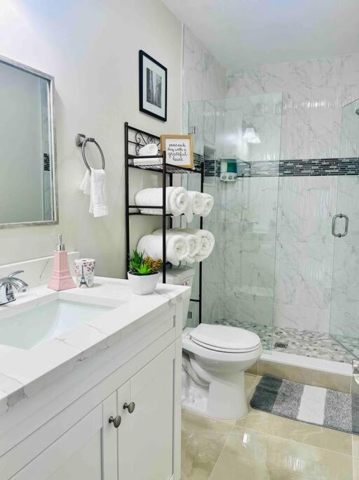 Vintage Family Scape + Heated Pool&Discount Villa Tampa Buitenkant foto